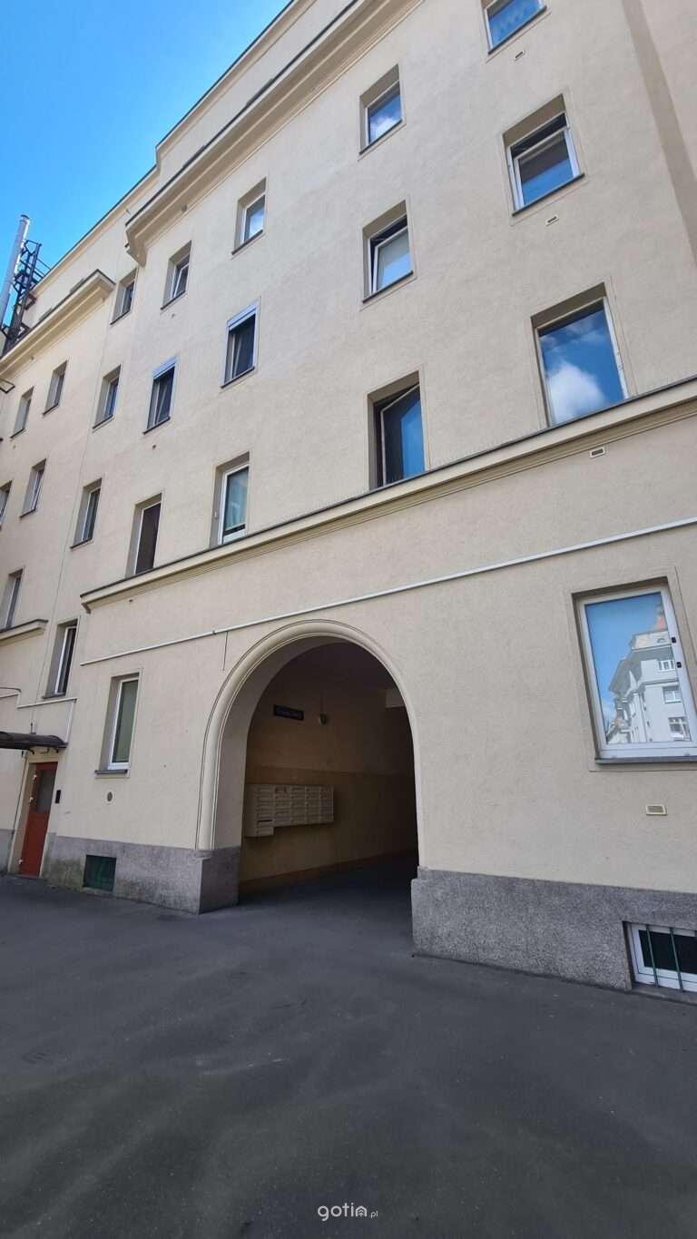 Zestaw 3 kawalerek w sercu miasta - ul. Królowej Jadwigi, Centrum